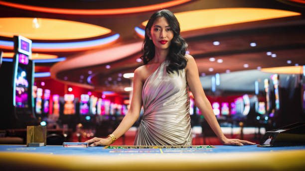 LuxeBet77 Myanmar ဘောလုံး MNL Esports VIP ကစားသမားများ Wave Money KBZPay ဖြင့် ငွေဖြည့်နေသောမြင်ကွင်း